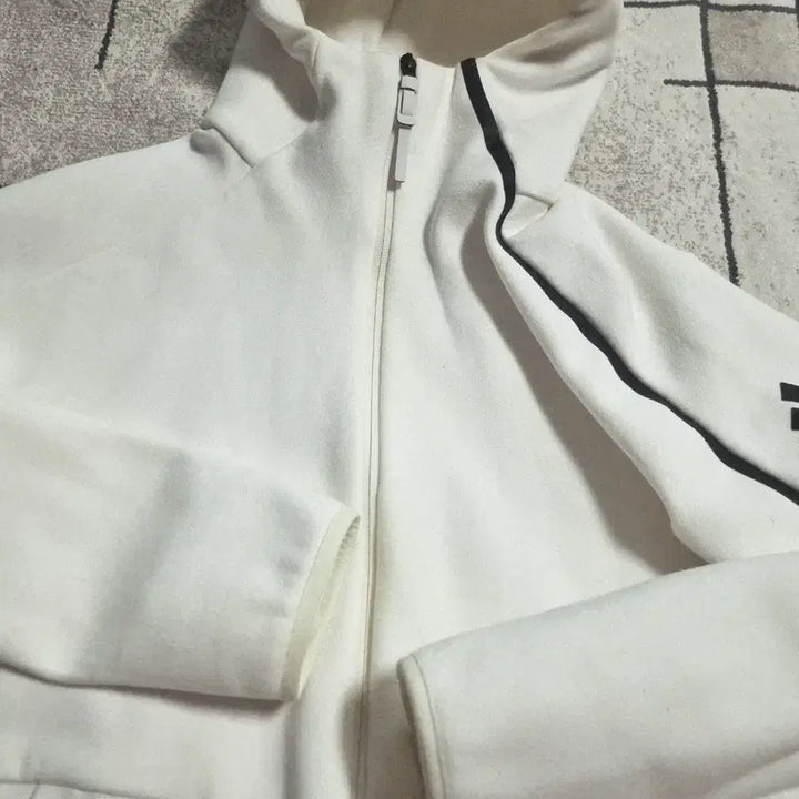 [BUNJANG] Adidas ZNE Full Zip Hoodie White Size 105 / [파워정품]아디다스 후드집업 ZNE 화이트 사이즈 105
