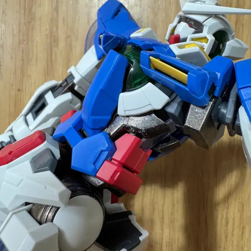 [BUNJANG] MG Gundam Exia Alloy Frame Partially Assembled Model Kit / mg 건담 엑시아 합금프레임 가조립