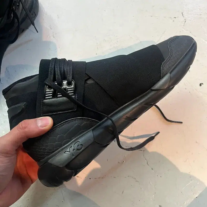 [BUNJANG] Y-3 Qasa High Triple Black / (285)y-3 콰사 하이 트리플 블랙