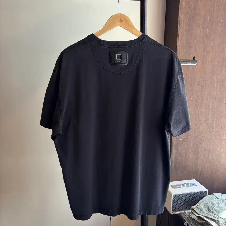[BUNJANG] Wooyoungmi Back Logo T-Shirt / 16904 - 우영미 백로고 반팔 티셔츠