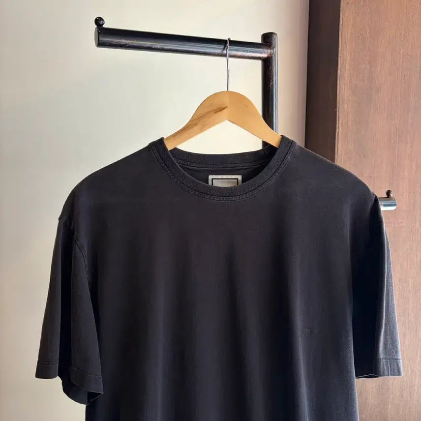 [BUNJANG] Wooyoungmi Back Logo T-Shirt / 16904 - 우영미 백로고 반팔 티셔츠