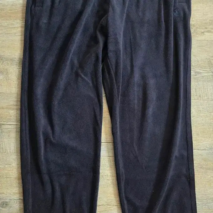 [SOLD OUT] (새상품) 칼하트wip 스웨트 팬츠 L 다크네이비