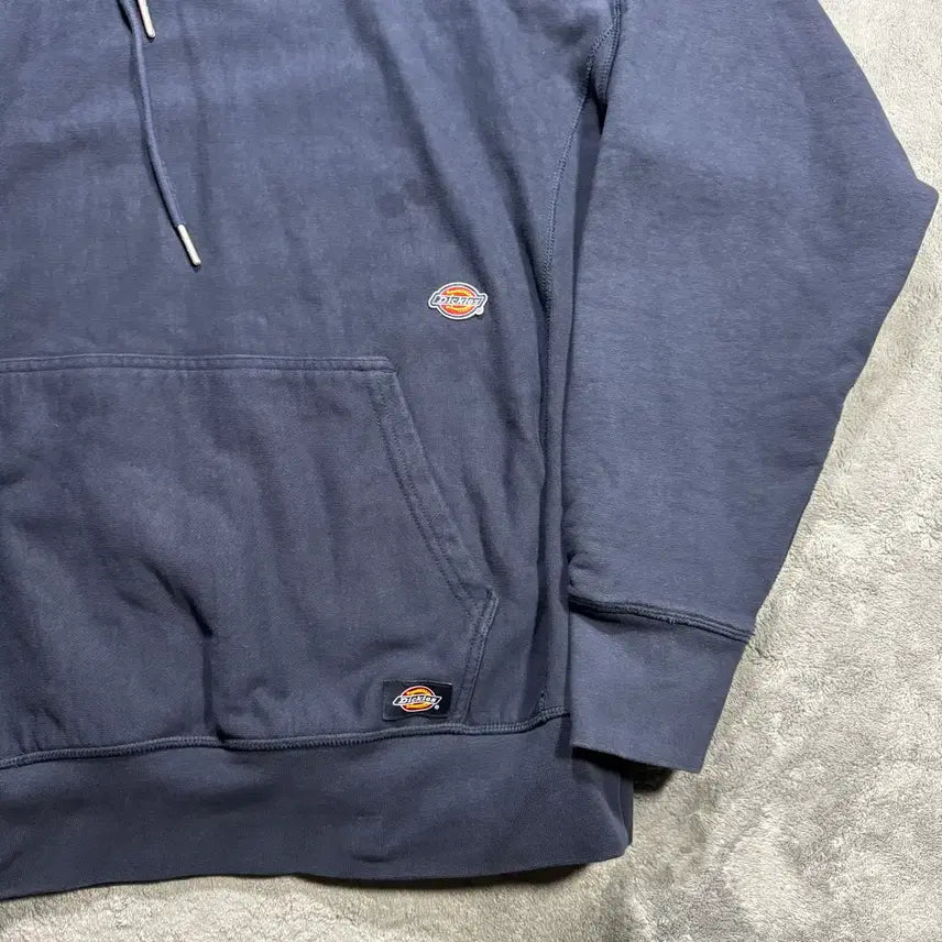 [BUNJANG] Dickies Mini Wappen Oversized Navy Hoodie / 디키즈 미니 와펜 오버핏 네이비 후드티