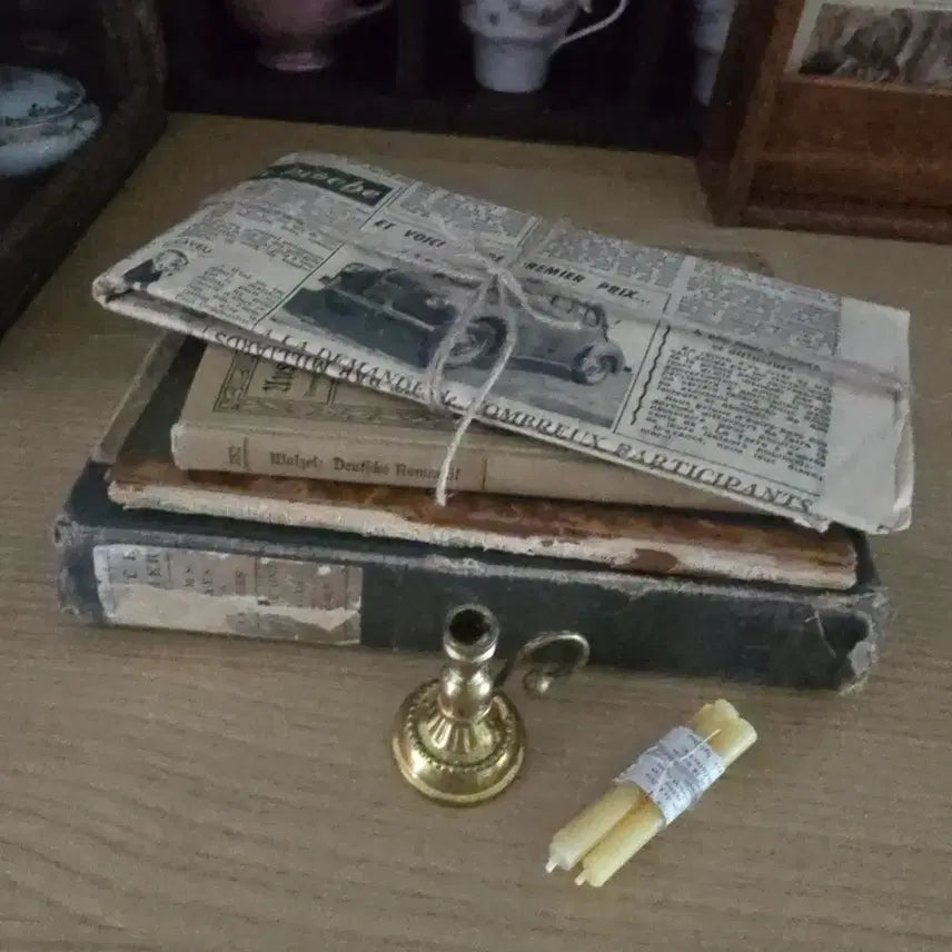 [BUNJANG] Vintage Antique Books and Newspaper Bundle Set / 빈티지 앤틱 책 서적 지류 3+1 세트가격
