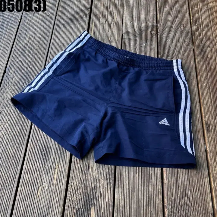 [BUNJANG] Adidas Shorts / 아디다스 반바지