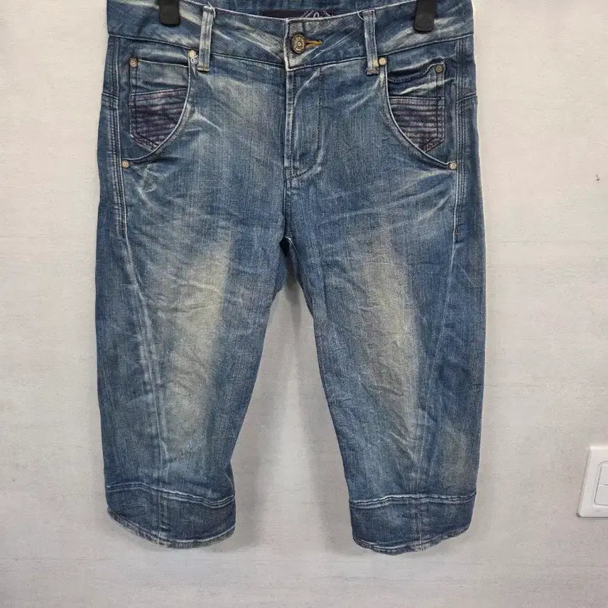 [BUNJANG] EVISU Old School Vintage Lettering Half Denim Shorts 28 / 에비수 올드스쿨 빈티지 레터링 하프 데님반바지 28