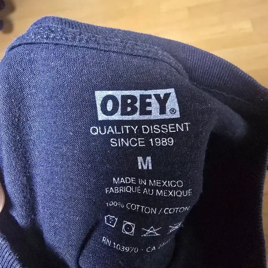 [BUNJANG] OBEY Black T-Shirt with Printing / 오베이 OBEY 블랙 반팔 티셔츠 프린팅