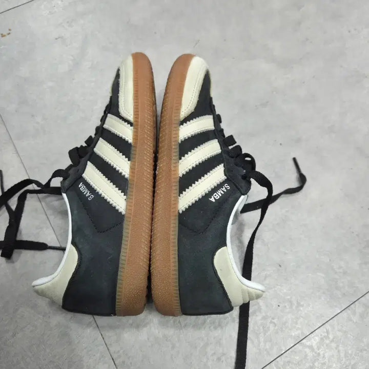 [BUNJANG] Adidas Samba OG Core IE5836 / 아디다스 삼바 OG 코어 IE5836 (220