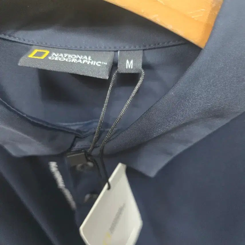 [BUNJANG] National Geographic Black Polo T-Shirt M / (1538)내셔널지오그래픽 검정색 폴로 반팔티m