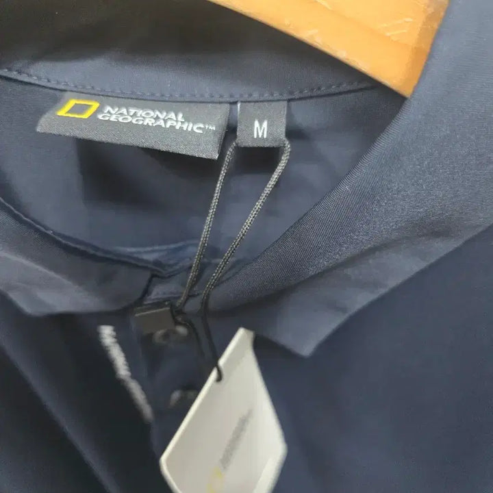 [BUNJANG] National Geographic Black Polo T-Shirt M / (1538)내셔널지오그래픽 검정색 폴로 반팔티m
