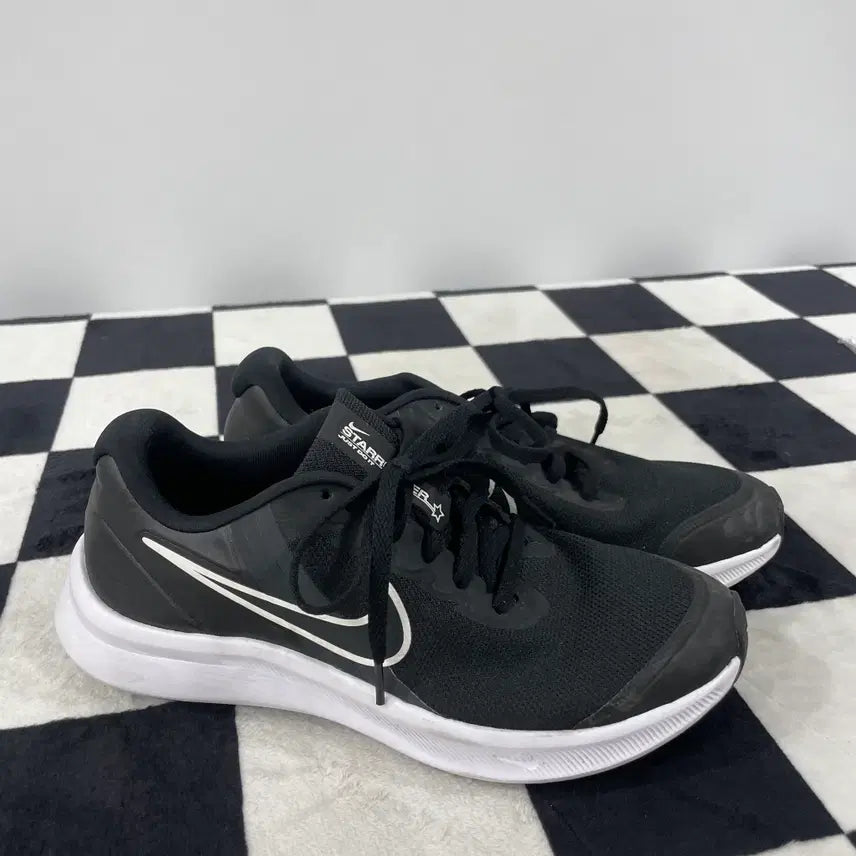 [BUNJANG] Nike Star Runner 3 Running Shoes 240mm / 545) 나이키 스타러너3 런닝화 240mm