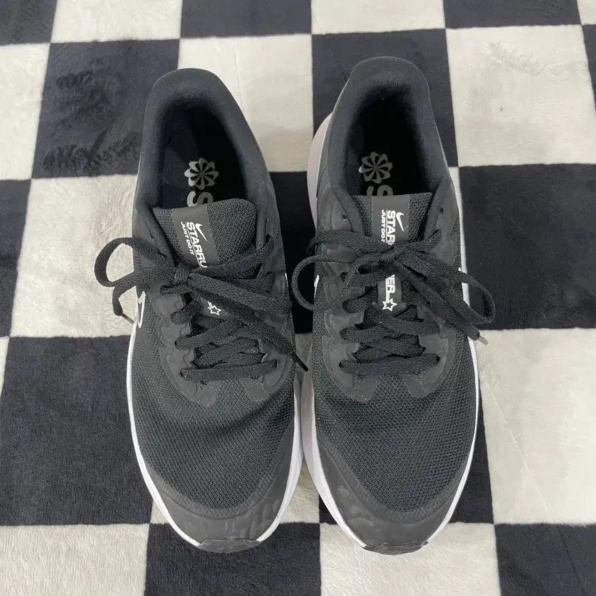 [BUNJANG] Nike Star Runner 3 Running Shoes 240mm / 545) 나이키 스타러너3 런닝화 240mm