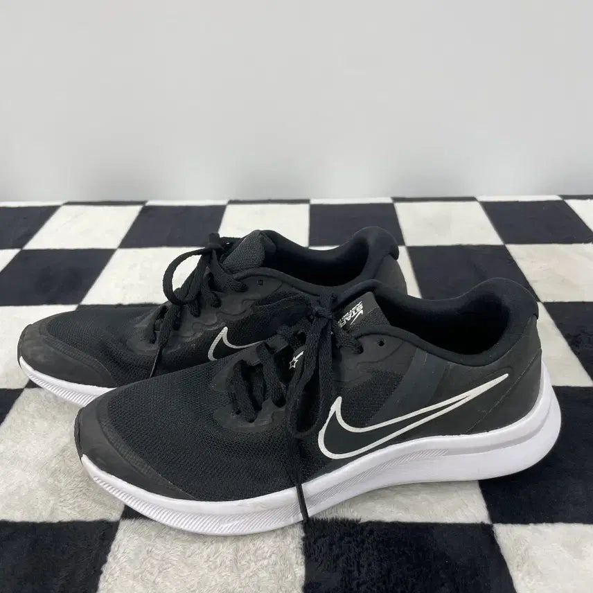 [BUNJANG] Nike Star Runner 3 Running Shoes 240mm / 545) 나이키 스타러너3 런닝화 240mm