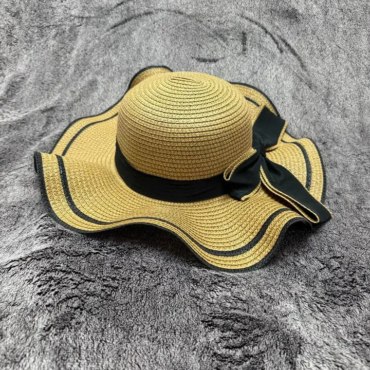 [BUNJANG] Wide Brim Summer Beach Hat with Ribbon Accent / 여름 비치모자-미사용