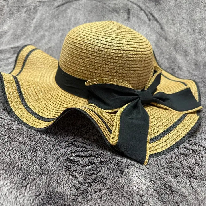 [BUNJANG] Wide Brim Summer Beach Hat with Ribbon Accent / 여름 비치모자-미사용
