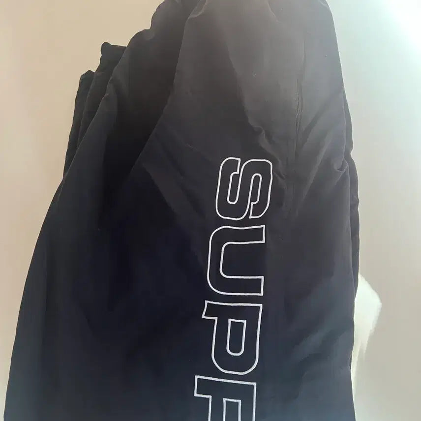 [BUNJANG] Supreme Spellout Embroidered Track Pants Black M / [M] 슈프림 스펠아웃 자수 트랙 팬츠 블랙 24fw