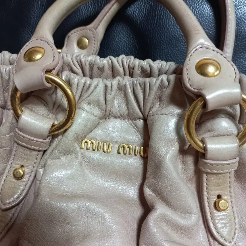 [BUNJANG] Miu Miu Leather Shoulder Bag Beige / 미우미우 가죽 숄더백 베이지