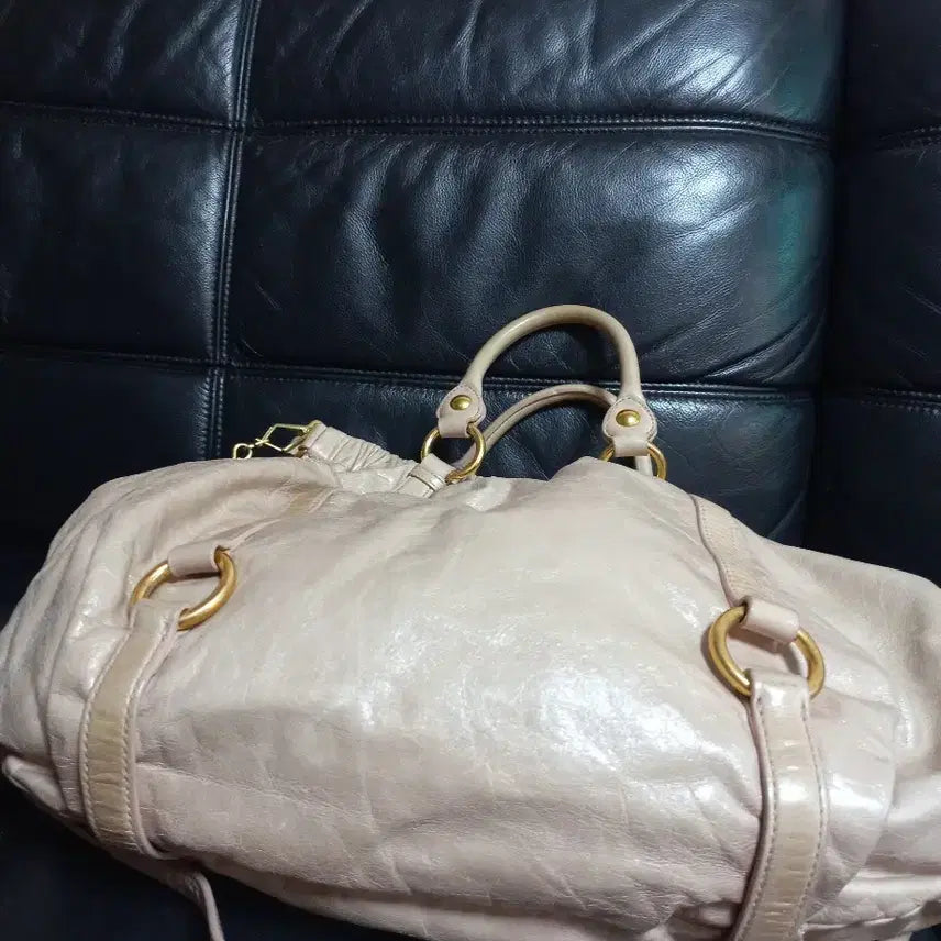 [BUNJANG] Miu Miu Leather Shoulder Bag Beige / 미우미우 가죽 숄더백 베이지