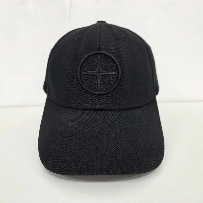 [BUNJANG] Stone Island Badge Logo Wool Ball Cap Hat Black / 스톤아일랜드 매장판 와펜 로고 울 볼캡 모자 블랙