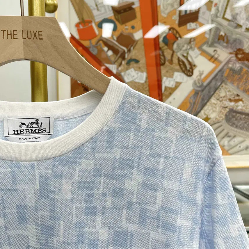 [BUNJANG] Hermès Crewneck Short Sleeve T-Shirt Sky Blue L (H557990) / 에르메스 크루넥 반팔티셔츠 L 스카이블루 H557990