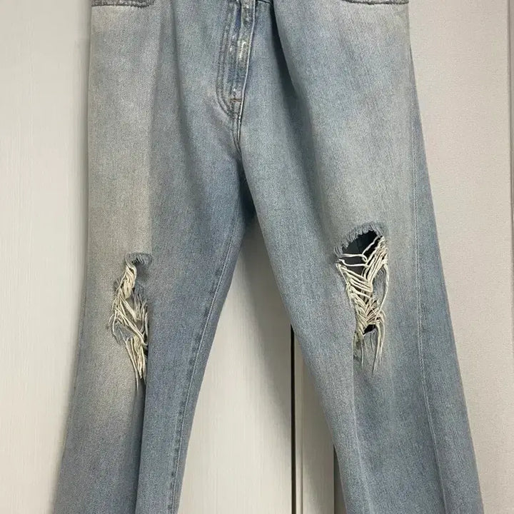 [BUNJANG] Maison Margiela Distressed Jeans Size 38 / 메종 마르지엘라 디스진