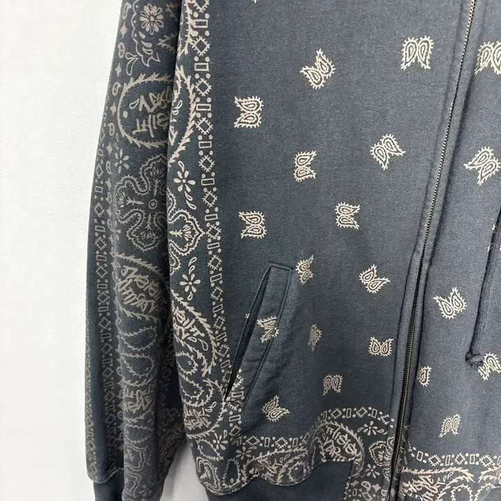 [BUNJANG] Thisisneverthat Bandana Sweatshirt Hoodie Zip-up / 디스이즈네버댓 반다나 스웨트셔츠 후드집업 A3861