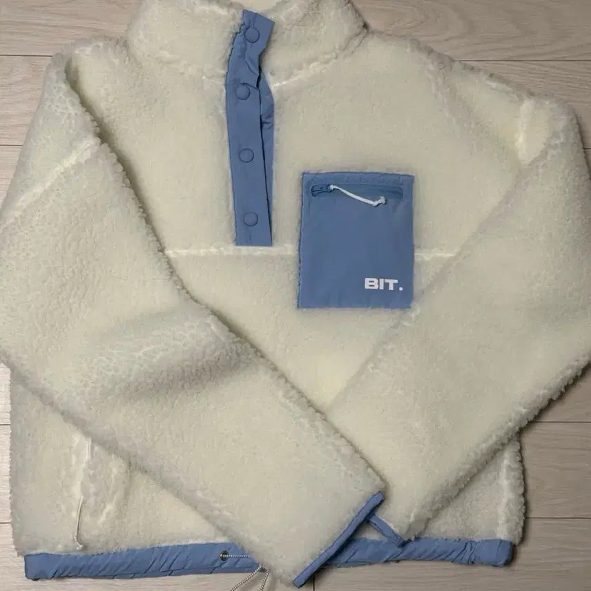 [BUNJANG] Ribbonbit Mago Fleece Snap Pullover / 리본빛 Mago Fleece Snap Pullover