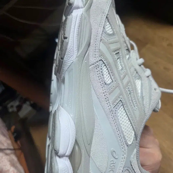 [BUNJANG] Asics Gel NYC Sneakers (280mm) / 아식스 젤 nyc 280mm 팝니다
