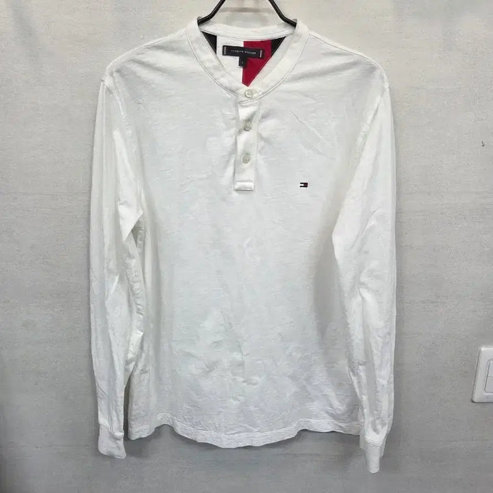 [BUNJANG] Tommy Hilfiger Henry Neck White Long Sleeve L / 타미힐피거 헨리넥 화이트 긴팔 L