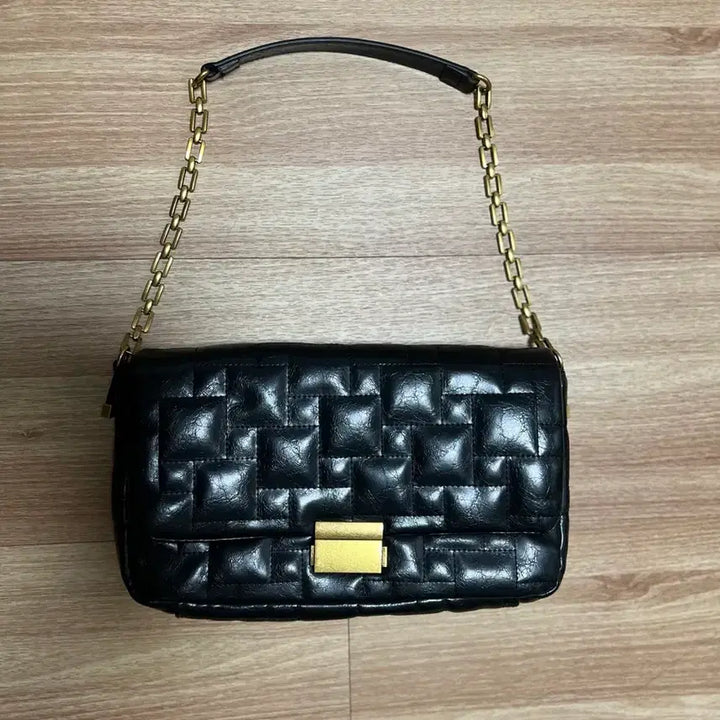 [BUNJANG] Zara Shoulder Bag / 자라 숄더백