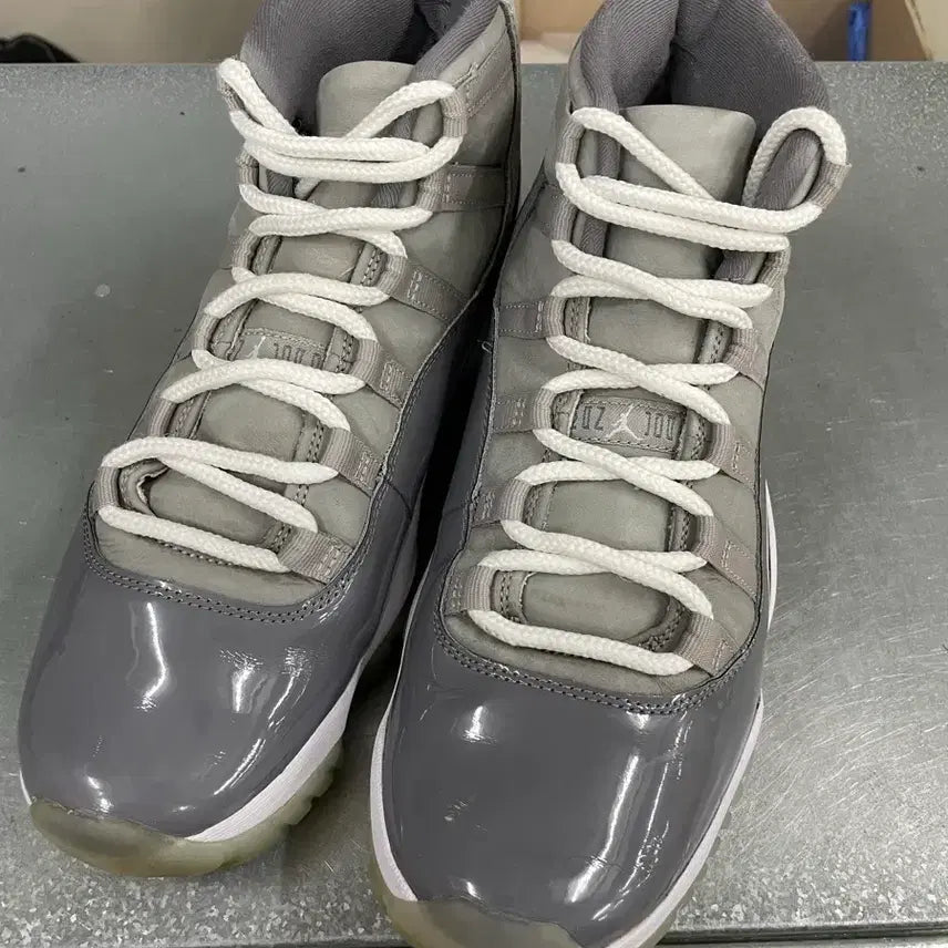 [BUNJANG] Nike Jordan 11 Retro Cool Grey / 나이키 조던11 레트로 쿨 그레이 275 (gr-4830)