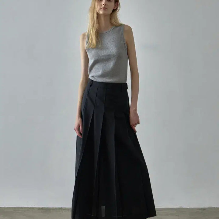 [BUNJANG] Facade Pattern Summer Wool Pleated Skirt (Black, S) / 파사드패턴 썸머 울 플리츠스커트(블랙,S)