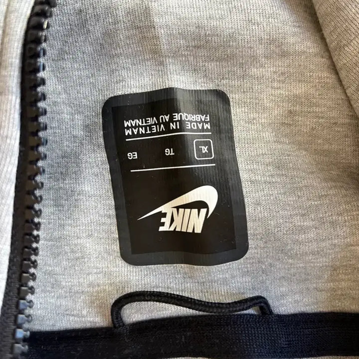 [SOLD OUT] 나이키 테크팩 세트