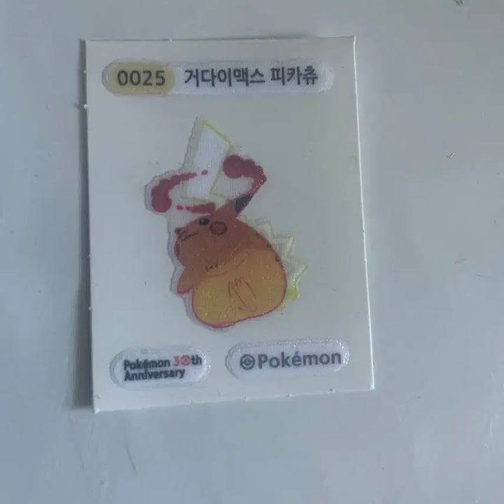 [BUNJANG] Takara Tomy G.E.M. 30th Anniversary Gimmick Pikachu Sticker / 거다이맥스 피카츄 30주년 띠부씰 스티커 팝니당