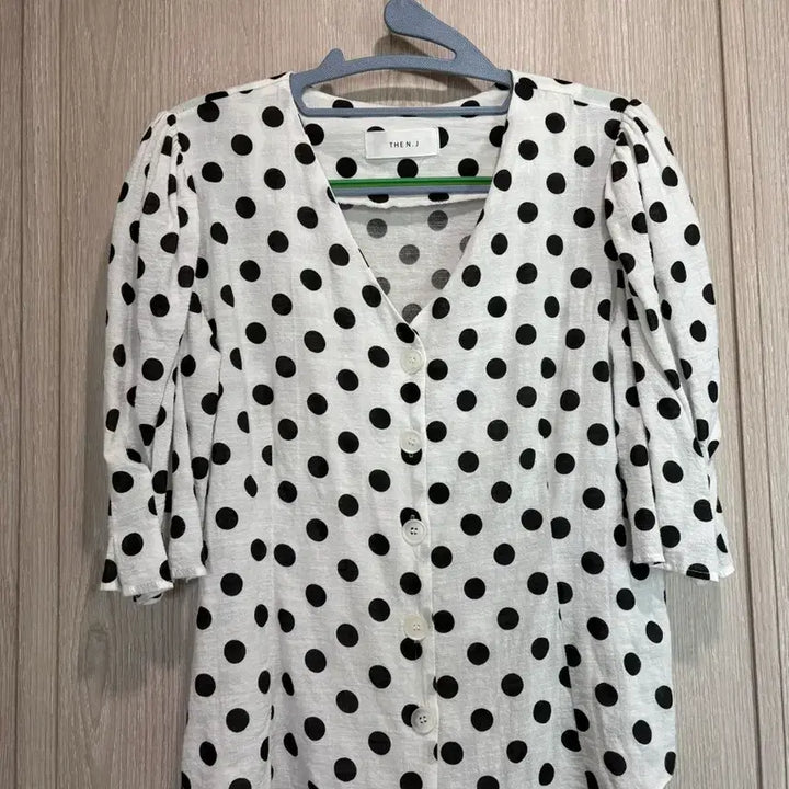 [BUNJANG] Linen Dot Blouse / 린넨 도트 블라우스