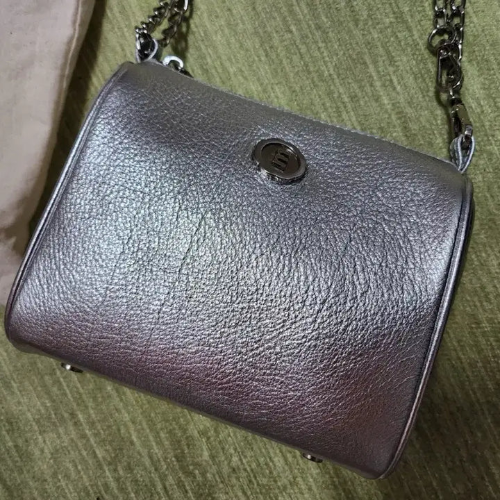 [BUNJANG] MinuteMute Brett Mini Silver Bag with Samollga Inner Bag / 미닛뮤트 브렛 미니 실버 + 사몰가 이너백