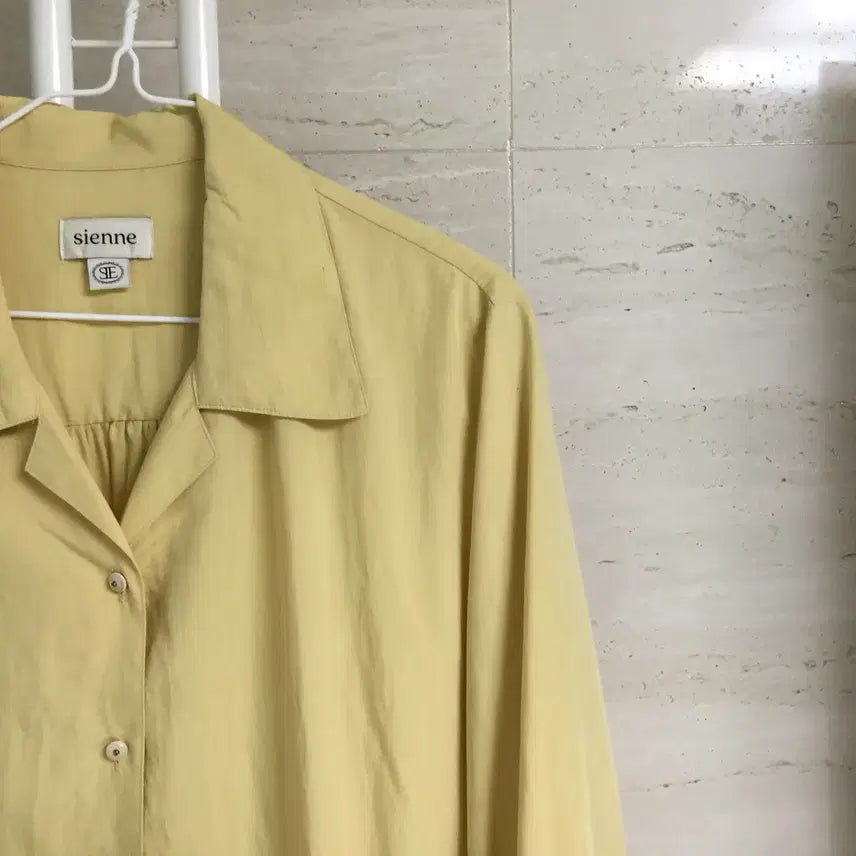 [BUNJANG] Sienne Shirred Blouse Free Size / sienne 시엔느 셔츠 블라우스 free