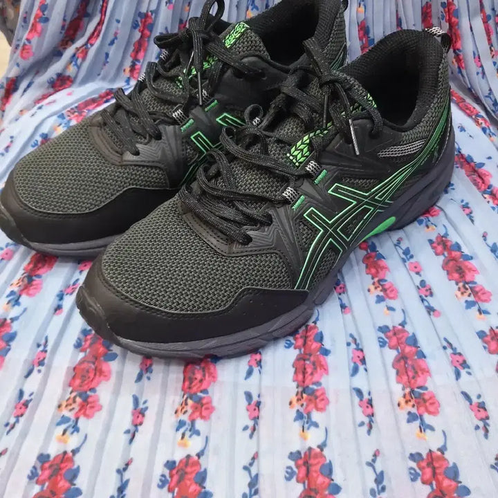 [BUNJANG] Asics Gel-Venture 8 Running Shoes Black 265mm / 아식스 젤벤처8 운동화  265mm