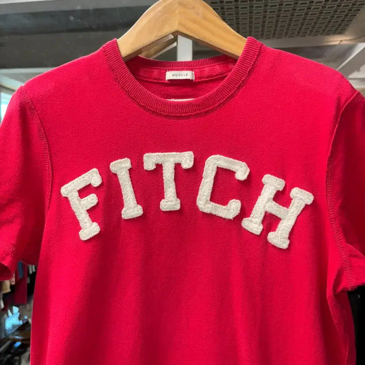 [BUNJANG] Abercrombie &amp; Fitch T-Shirt / 아베크롬비 티셔츠