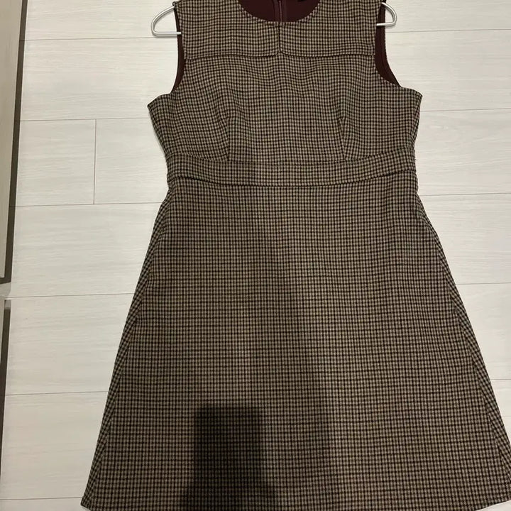 [BUNJANG] Uniqlo Mini Flare Check Dress M / 유니클로 미니 플레어 체크 원피스 M