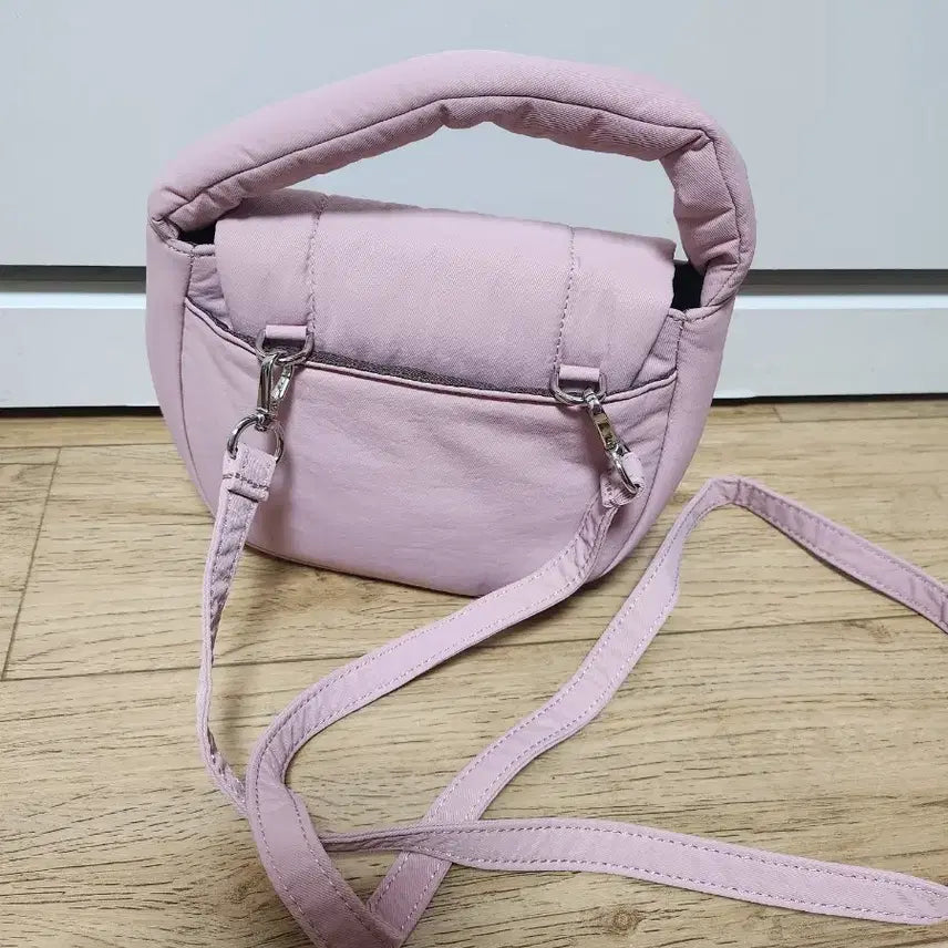 [BUNJANG] Monde Monde Mini Padded Crossbody Bag - Pink / 몽드몽드 미니 패딩 크로스백 핑크