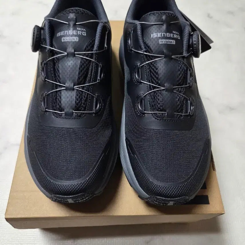 [BUNJANG] NEPA Dial Trekking Shoes (265mm) - Unused New Condition / (미사용 신품, 2026.1월 제조)네파 다이얼 트레킹화(265mm)