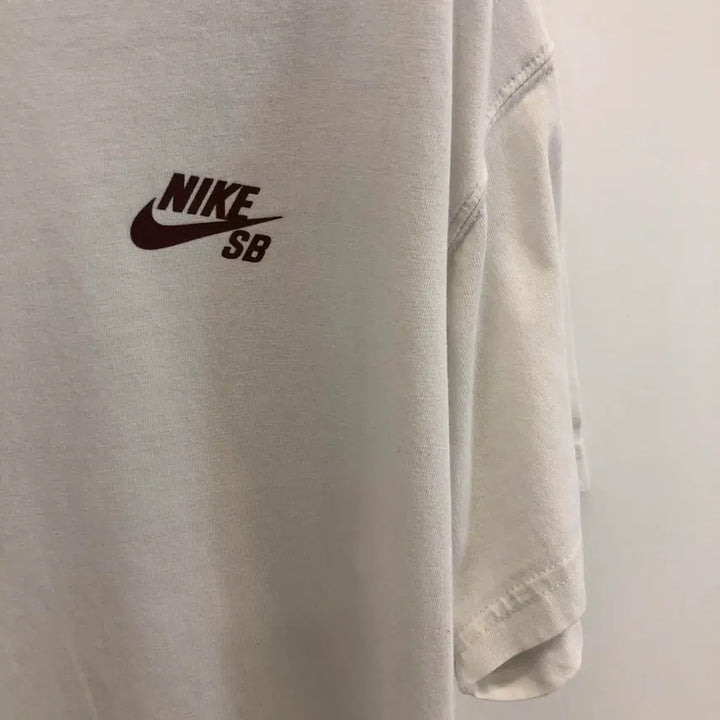 [BUNJANG] Nike SB Scorpion Back Logo T-Shirt White 105 / 나이키SB 전갈백로고 반팔 105