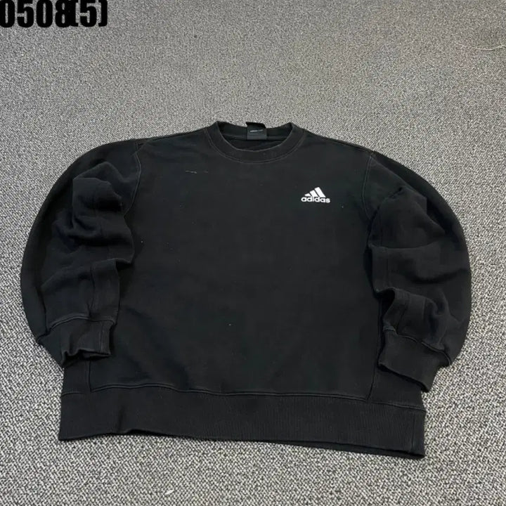 [BUNJANG] Adidas Black Sweatshirt / 아디다스 블랙 맨투맨 티셔츠