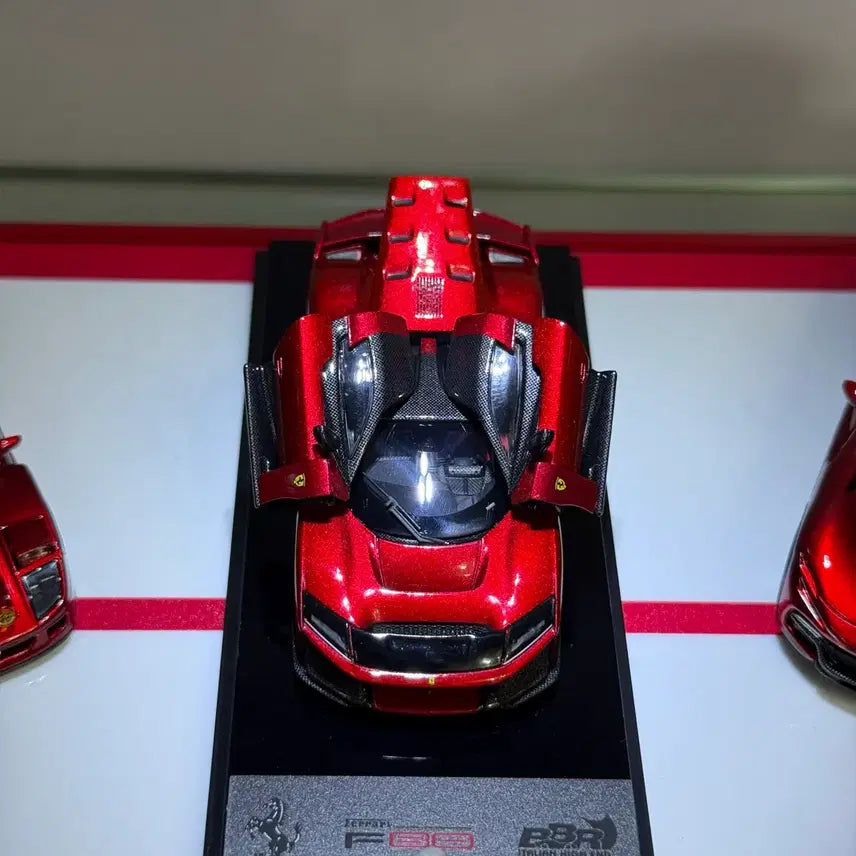 [SOLD OUT] BBR ARBOX 페라리 F80 1:64 풀오픈 다이캐스트