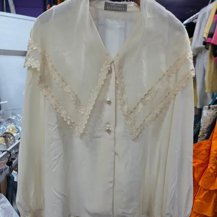 [BUNJANG] Excellence Lace Collar Silk Blouse / Excellence 레이스 깃 실크 블라우스