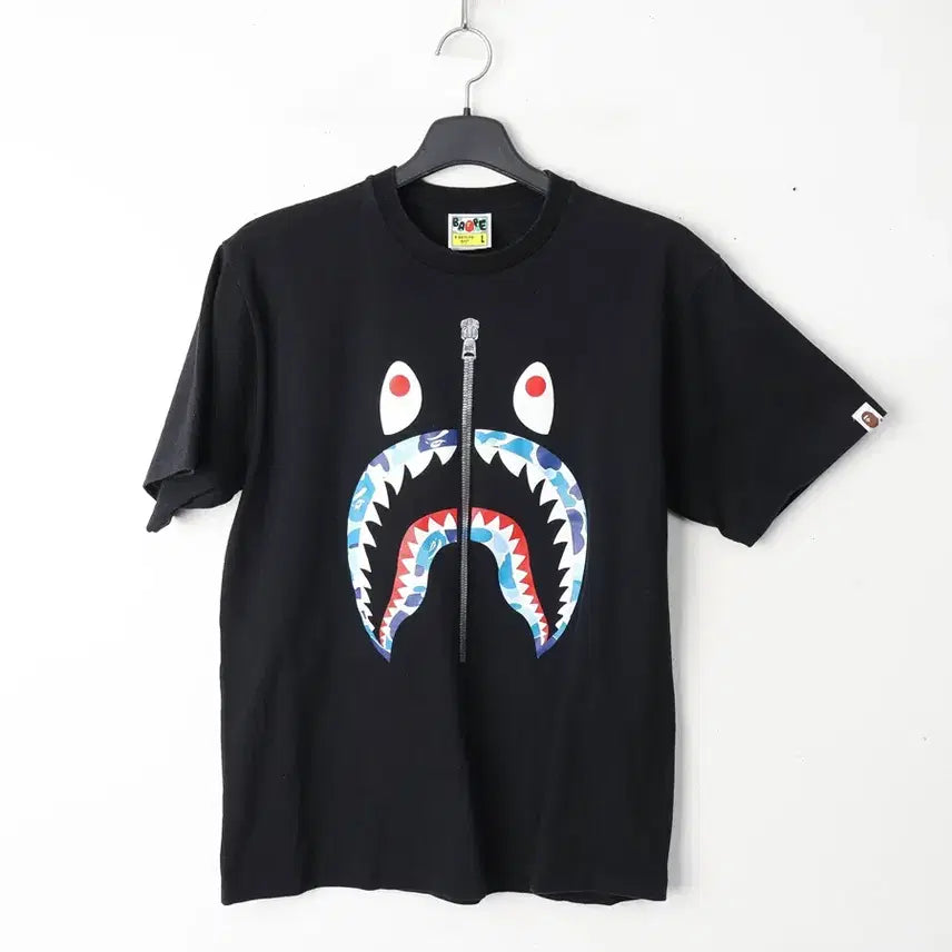 [BUNJANG] Bape Shark T-Shirt Black Size 95 / 95/베이프 샤크 반팔티