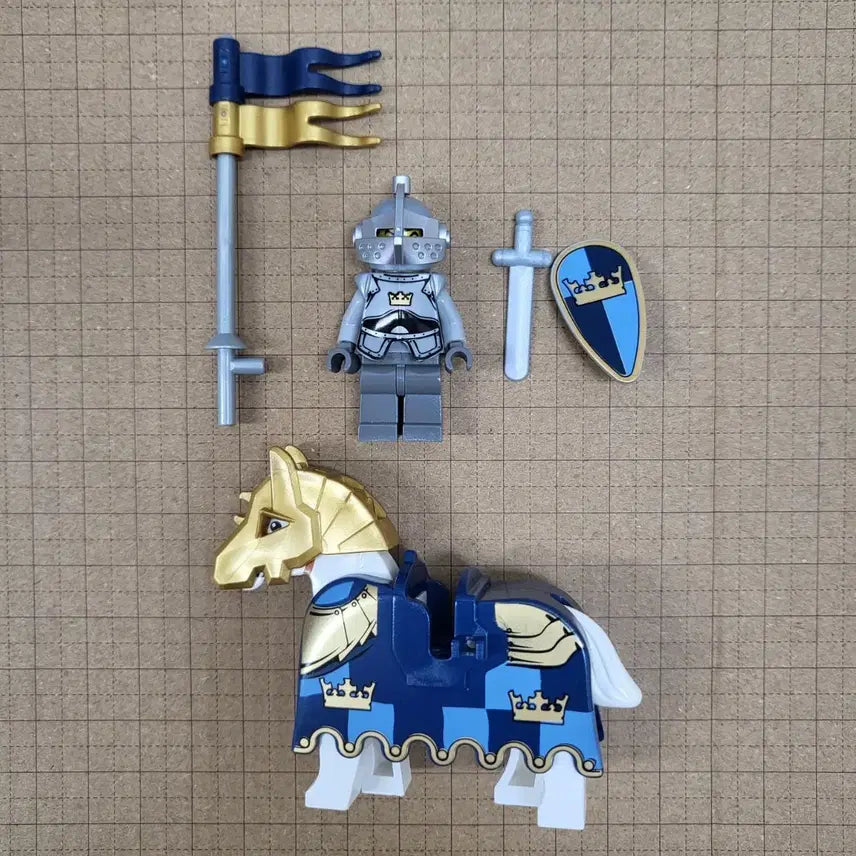 [BUNJANG] LEGO Castle Crown Knight Complete Set / 레고 캐슬 크라운 완무기사 팝니다