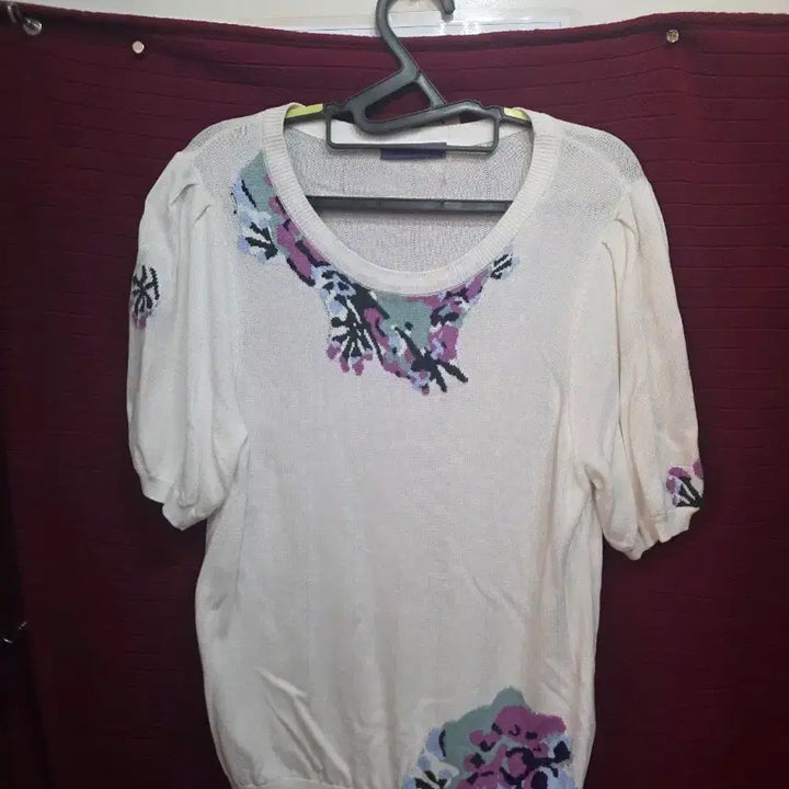 [BUNJANG] Anna Sui White Floral Short Sleeve Knit Top / 안나수이 화이트 꽃무늬 반팔 니트