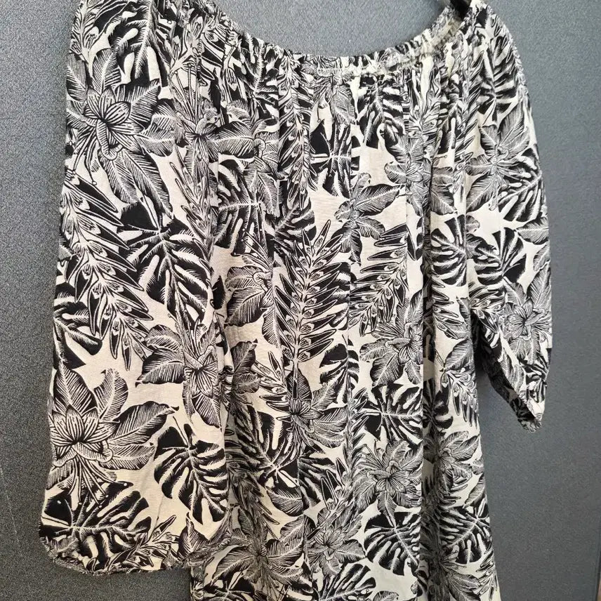 [BUNJANG] GGPX Off-the-Shoulder Blouse / GGPX 오프숄더